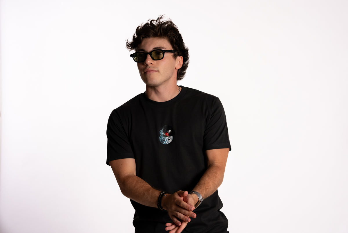 Disco Tee – Retro Graphic Streetwear by BOYSDONTCRY